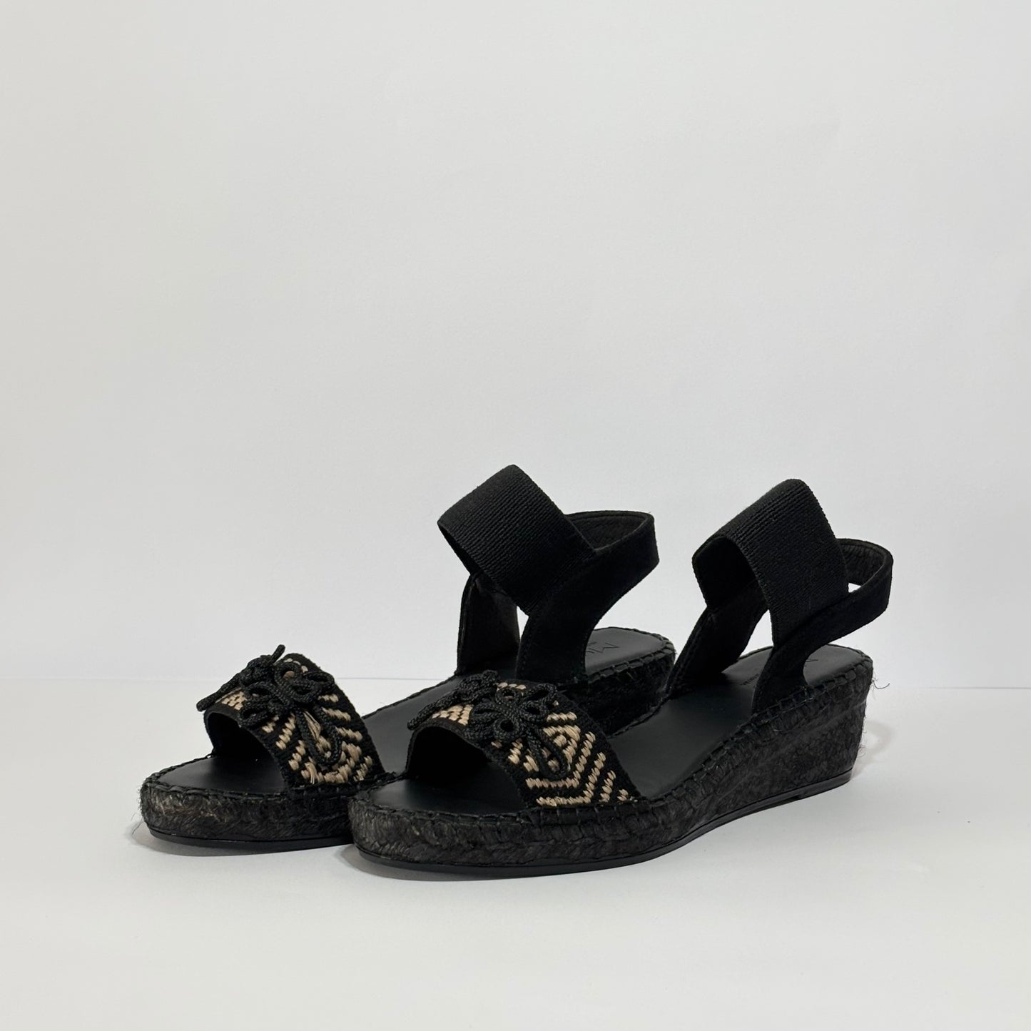 BLACK YAIZA