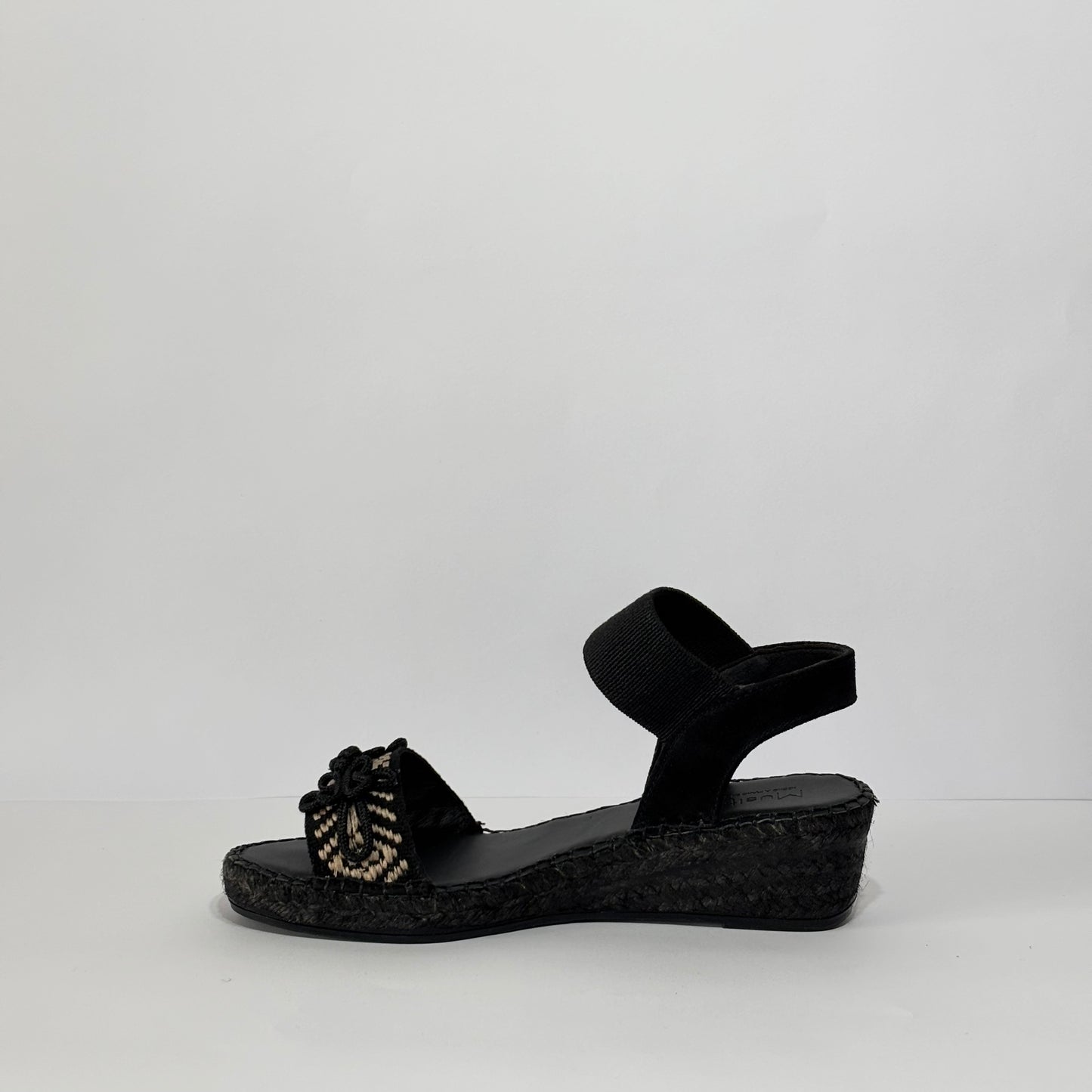 BLACK YAIZA